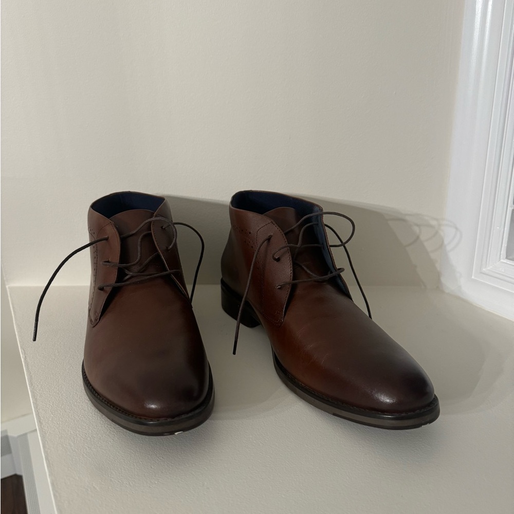 Johnston & Murphy Men's Meade Cap Toe Lace Up Dress Boots, Size 12 (runs small)